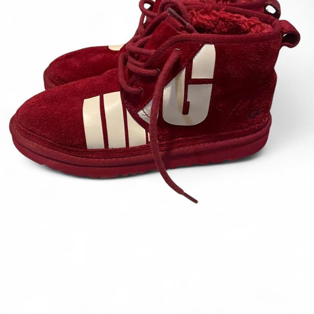 Red UGG boots with white stripes and large white 'G' logo, size US 5 Comfy Wear
